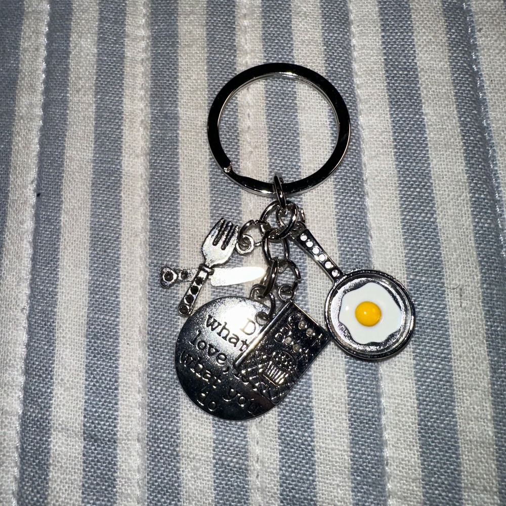 Silver Chef Keychain‎ Cooking Charms Frying Pan Egg Cookbook Inspirational Gift